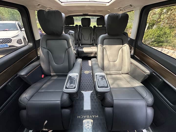 Mercedes-Benz V-Class 2022 V 260 L — фото 13