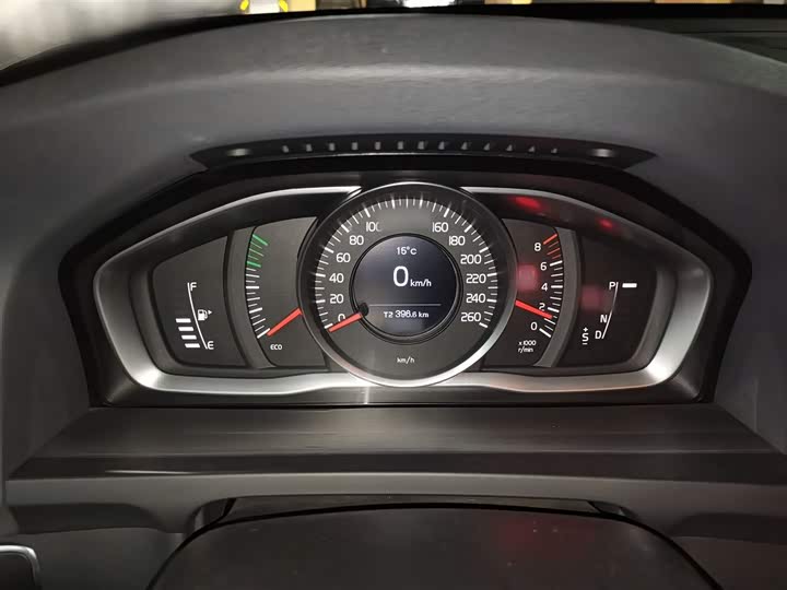 Volvo S60 2015 S 60 L 2.0 T — фото 4