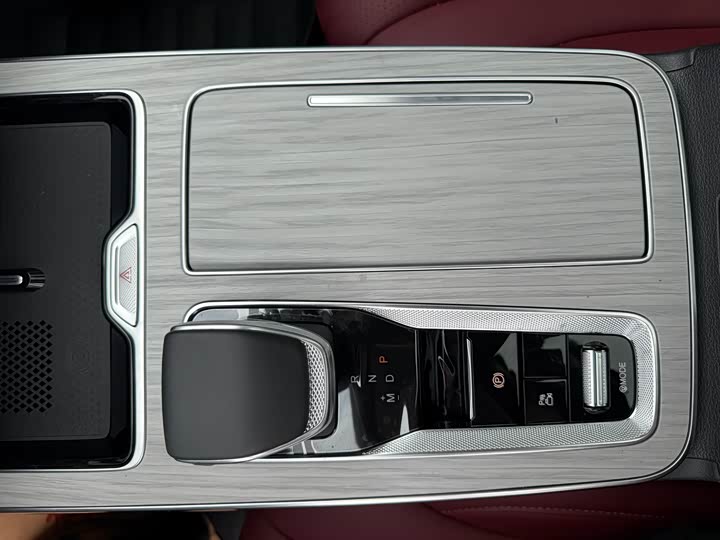 Hongqi HS5 2025 2.0 T 2 WD Pro — фото 11