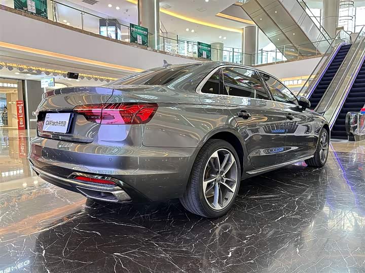 Audi A4L 2020 40 TFSI — фото 4