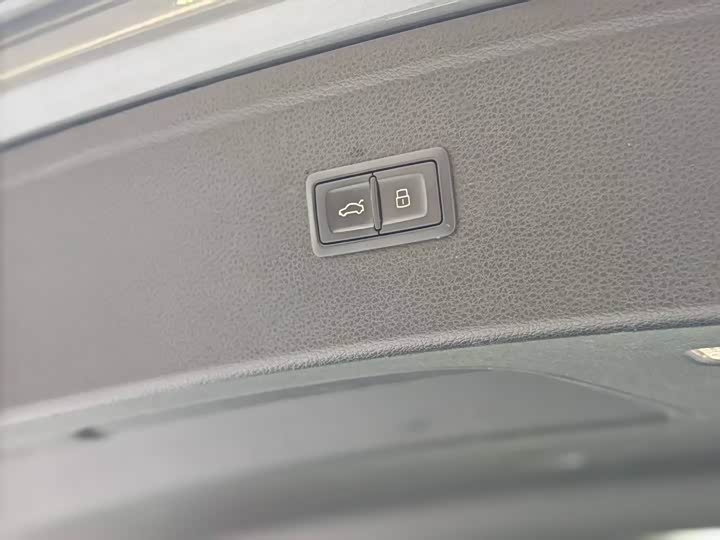 Audi Q5L 2020 45 TFSI Sport — фото 19