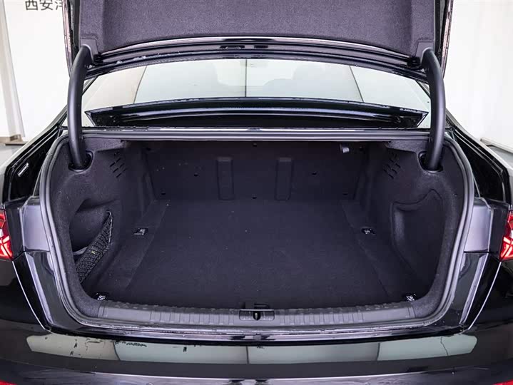 Audi A6L 2023 55 TFSI quattro — фото 9