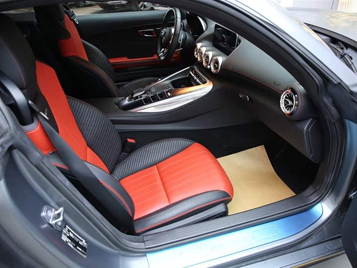Mercedes-Benz AMG 2019 AMG GT — фото 7