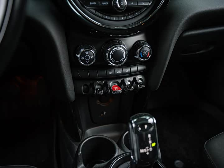 MINI Hatch — фото 16