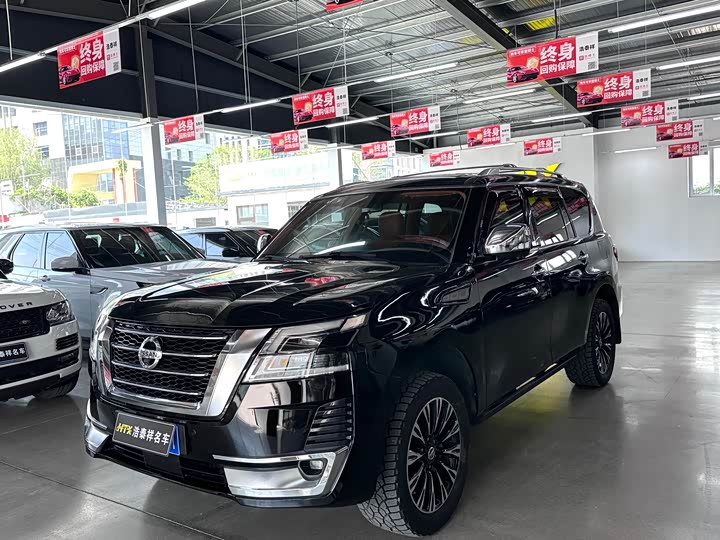 Nissan Patrol — фото 1