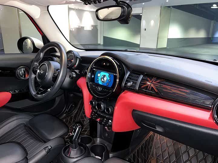 MINI Hatch — фото 13
