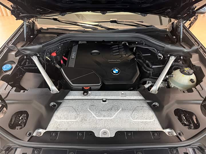 BMW X4 2022 x Drive 25i M — фото 12