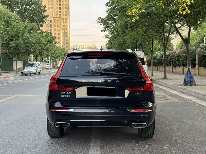 Volvo XC60 2021 T 5 4 WD — фото 5