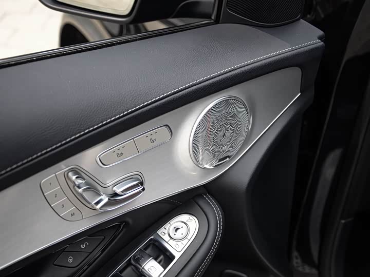 Mercedes-Benz GLC 2018 AMG GLC 63 4 MATIC+ — фото 28