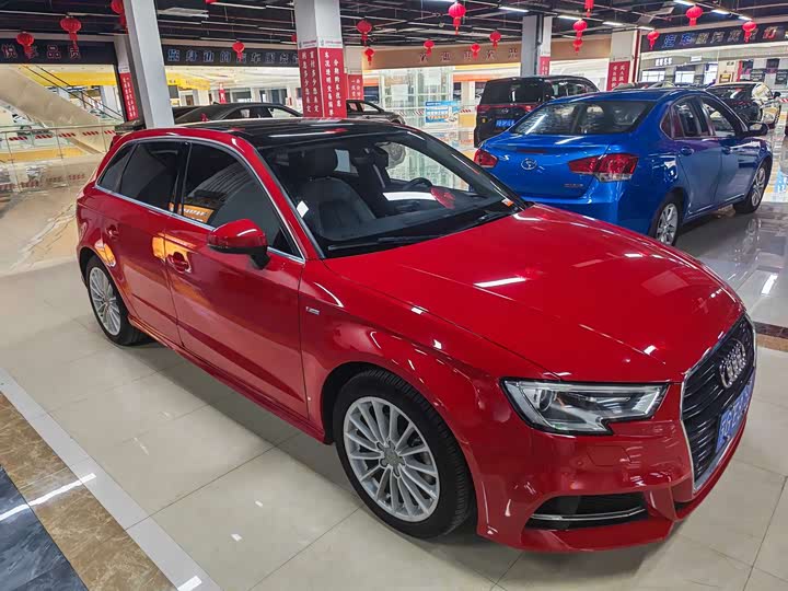 Audi A3 2018 30 Sportback 35 TFSI — фото 2