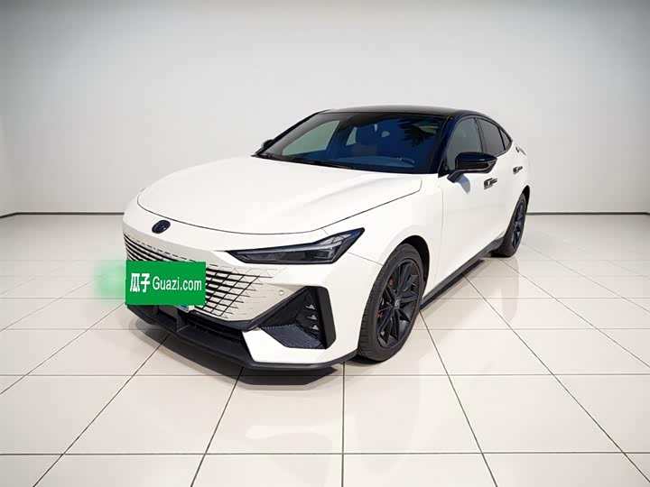 Changan UNI-V 2023 1.5 T Premium