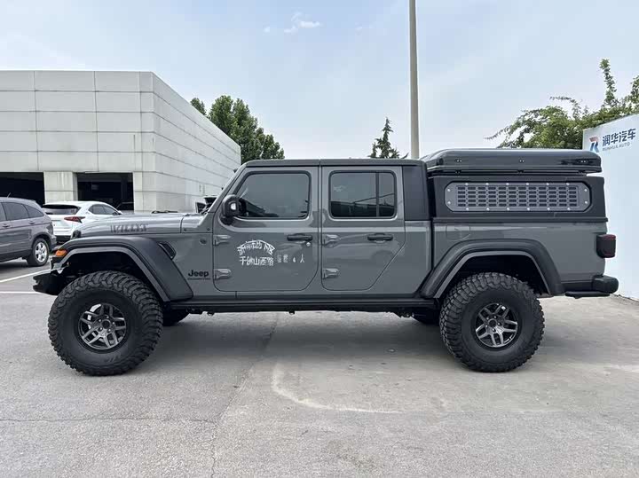 Jeep Gladiator — фото 3