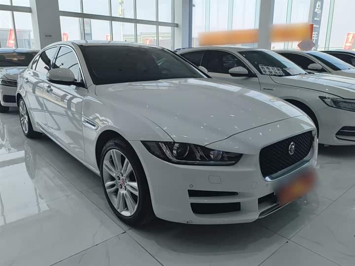 Jaguar XEL 2019 2.0 T 200 PS — фото 4