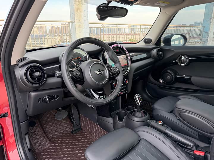 MINI Hatch — фото 12
