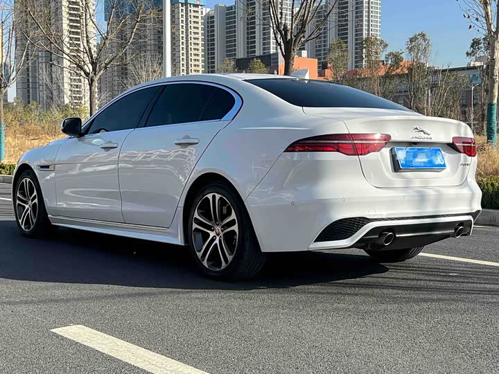 Jaguar XEL 2020 2.0 T 200 PS R-DYNAMIC S — фото 8
