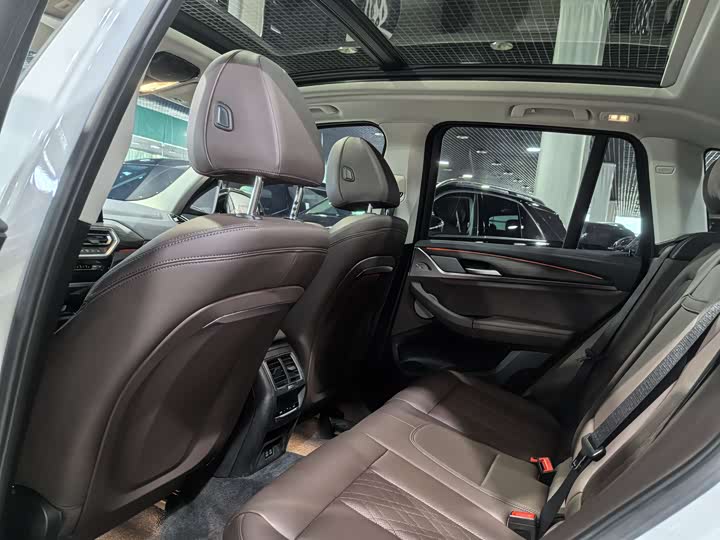 BMW X3 2023 x Drive 30i Leading M — фото 13