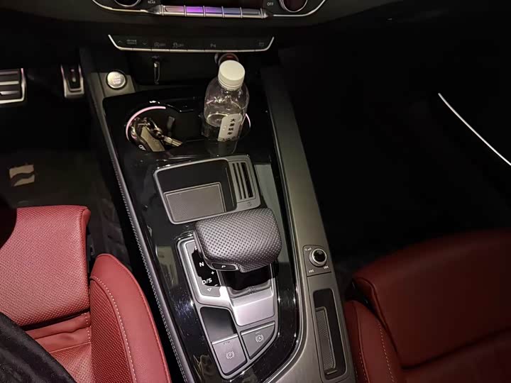 Audi A4L 40 TFSI стиль-динамик — фото 12