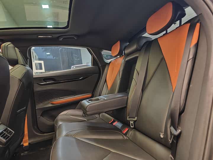 Changan UNI-V 2022 1.5 T — фото 24