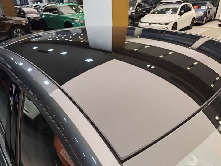 Changan UNI-V 2022 1.5 T — фото 36