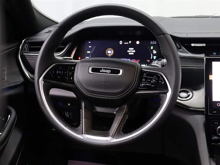 Jeep Grand Cherokee 4xe — фото 12