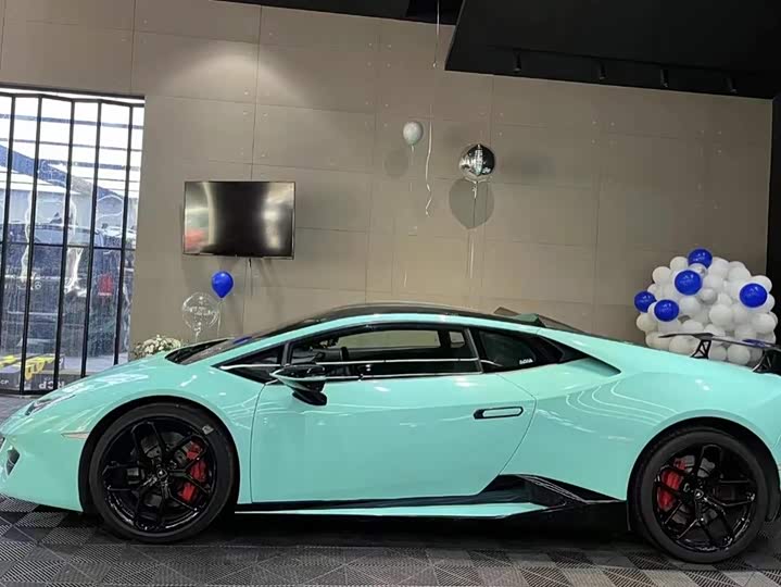 Lamborghini Huracán 2016 Huracán RWD Coupe — фото 3
