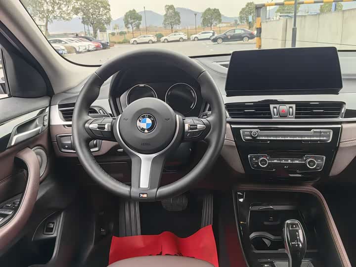 BMW X2 2022 s Drive 25i M — фото 16