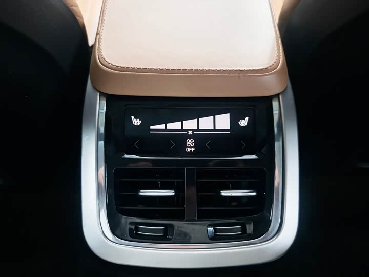 Volvo XC90 2015 T 6 7 — фото 15