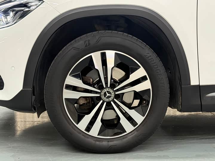 Mercedes-Benz GLA 2020 GLA 200 — фото 13