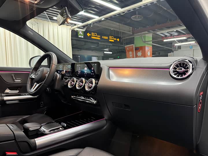 Mercedes-Benz GLA 2020 GLA 200 — фото 10