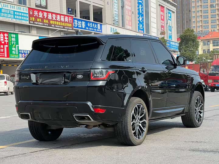 Land Rover Range Rover Sport — фото 9