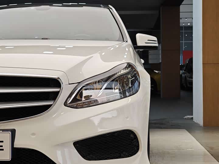 Mercedes-Benz E-Class 2015 E 200 L Sport — фото 2