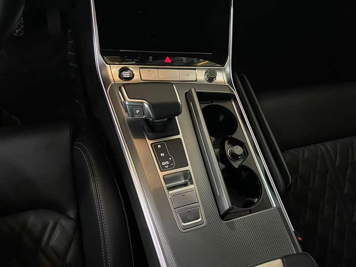 Audi A6L 45 TFSI избранная динамик — фото 10