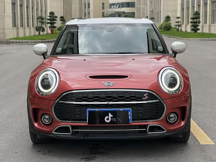 MINI Clubman — фото 2