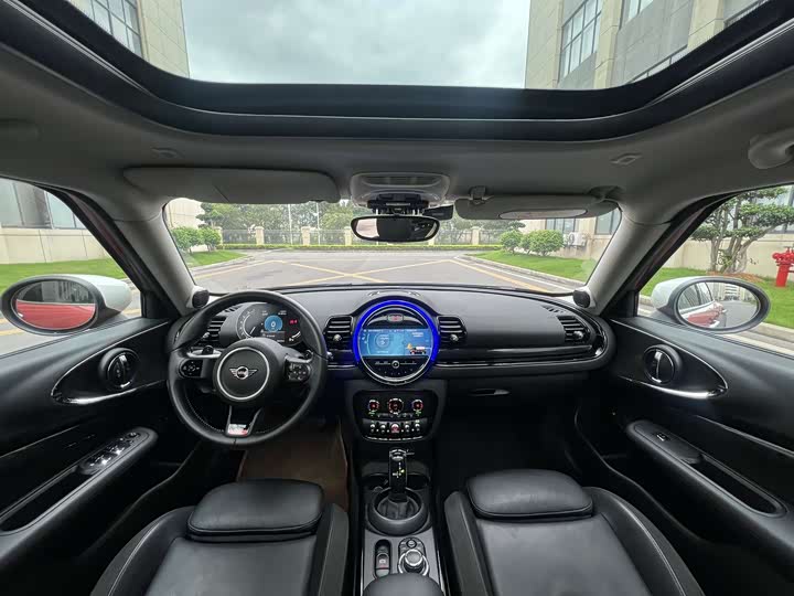 MINI Clubman — фото 16
