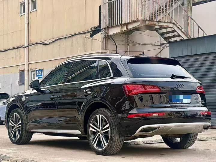Audi Q5L 2018 40 TFSI V — фото 4