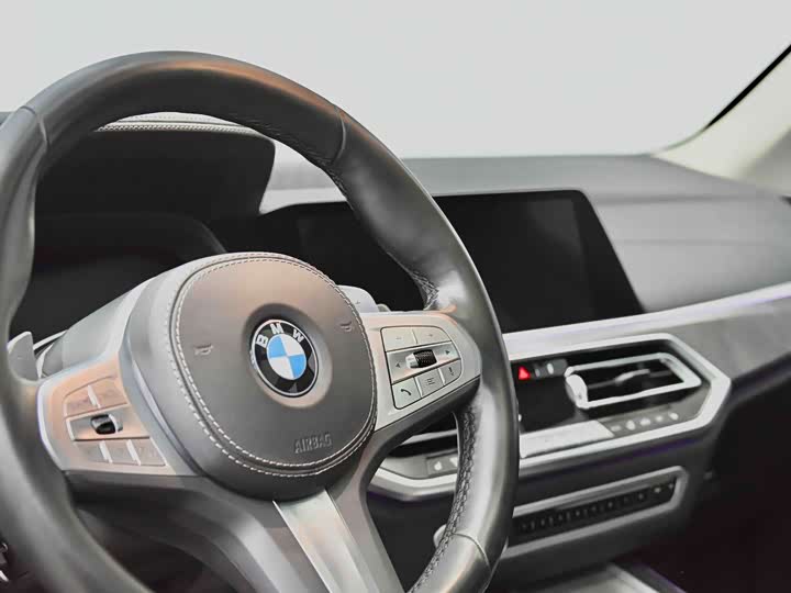 BMW X5 2022 x Drive 30 Li M — фото 24