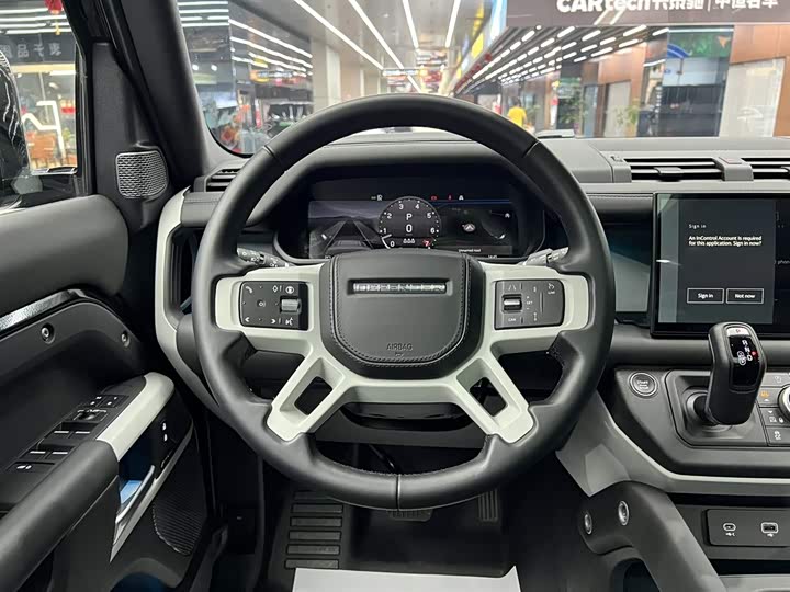 Land Rover Defender — фото 14
