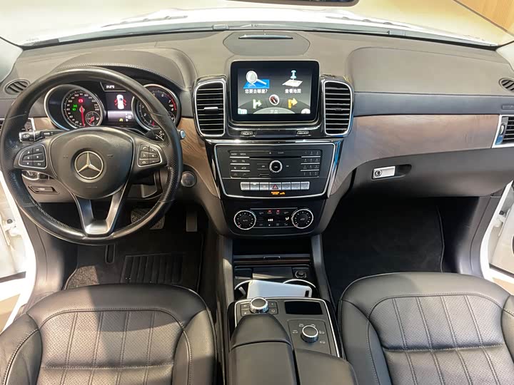 Mercedes-Benz GLE — фото 9