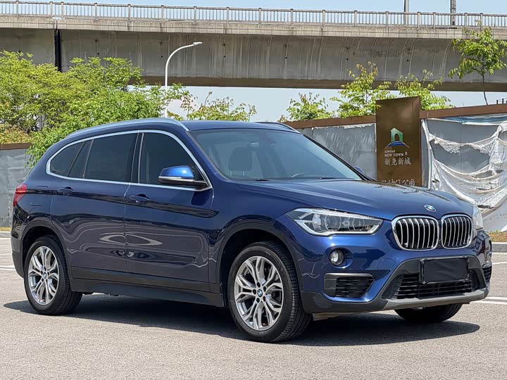 BMW X1 2019 s Drive 20 Li Leading — фото 3