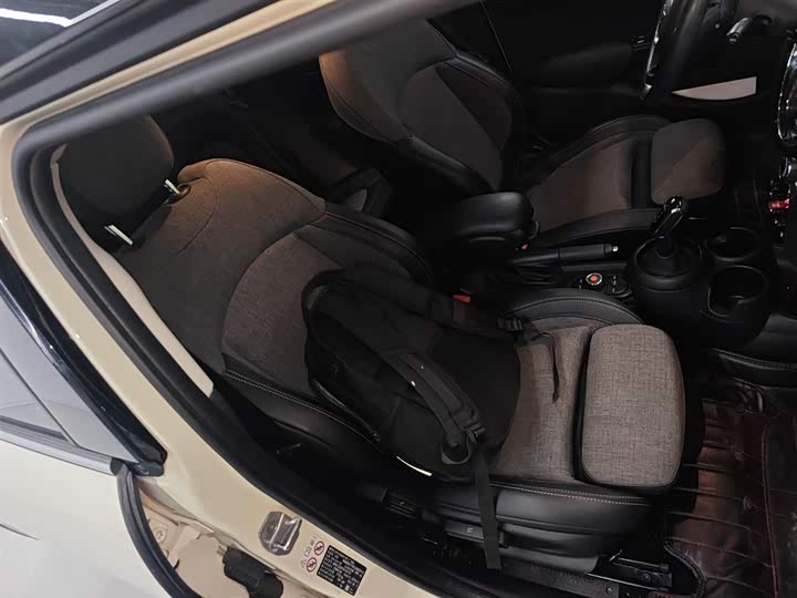 MINI Hatch — фото 17