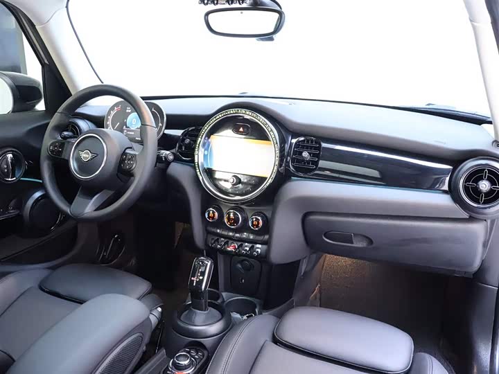 MINI Hatch — фото 19