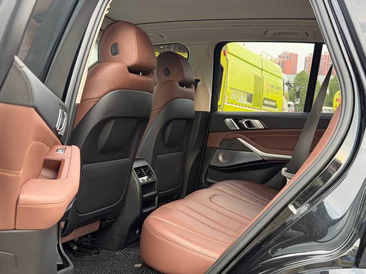 BMW X5 2022 x Drive 40i M — фото 11