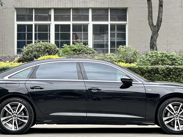 Audi A6L 40 TFSI люкс-динамик — фото 9