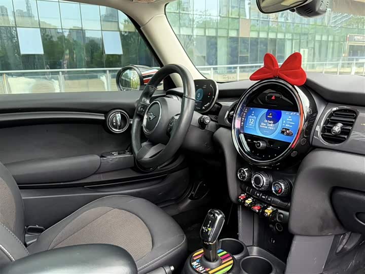 MINI Hatch — фото 13