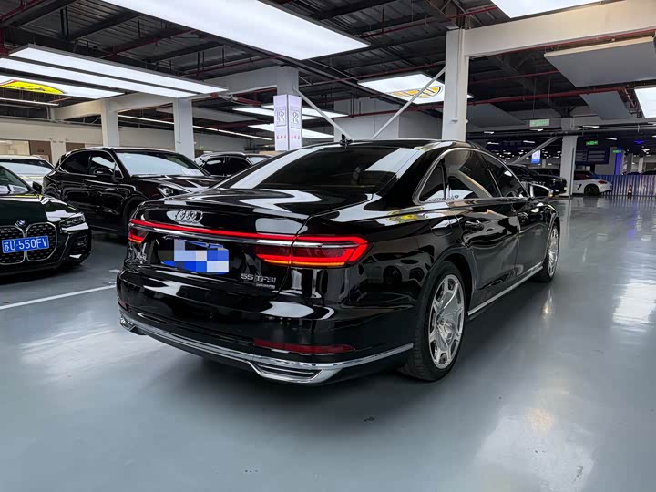 Audi A8 2019 Plus A 8 L 50 TFSI quattro Comfort — фото 20