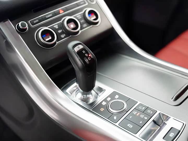 Land Rover Range Rover Sport — фото 10