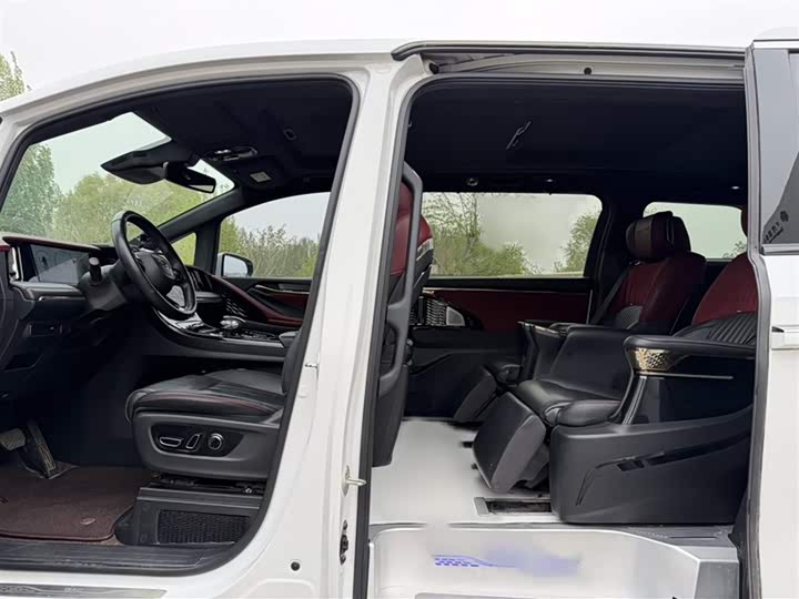 Trumpchi M8 2023 400 T — фото 16