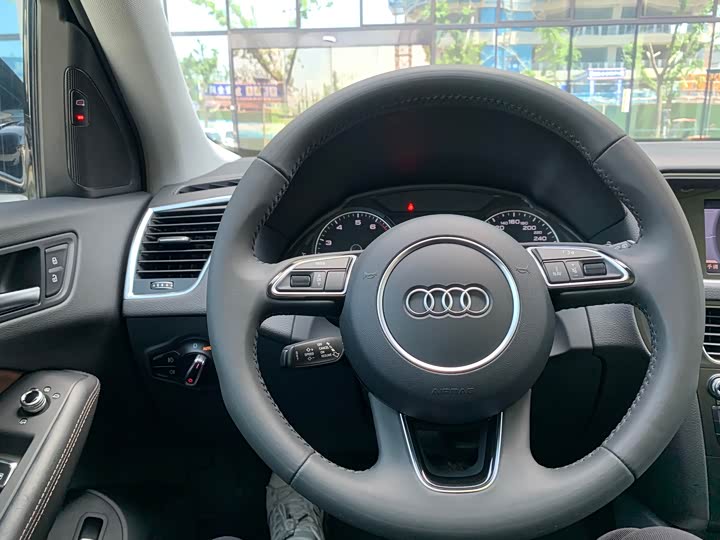 Audi Q5 2018 40 TFSI — фото 22