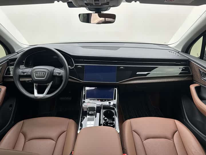 Audi Q7 2023 55 TFSI quattro S line Sport — фото 8