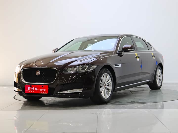 Jaguar XFL 2017 XFL 2.0 T 240 PS — фото 2